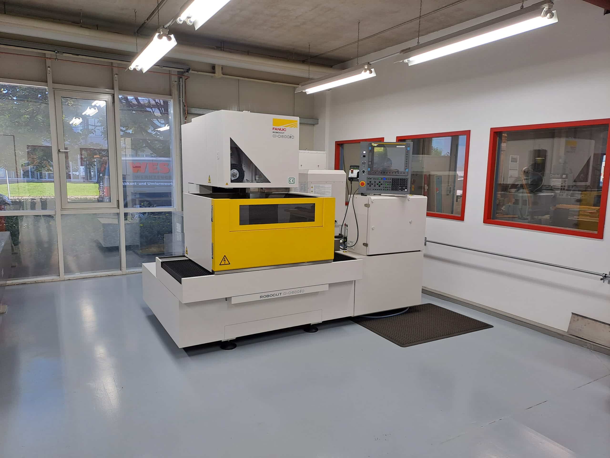 Maschine-Drahterodieren